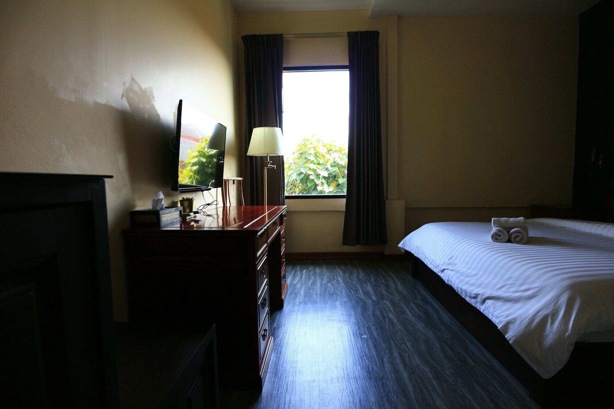 Yadana Chiangmai Hotel Chiang Mai Bagian luar foto
