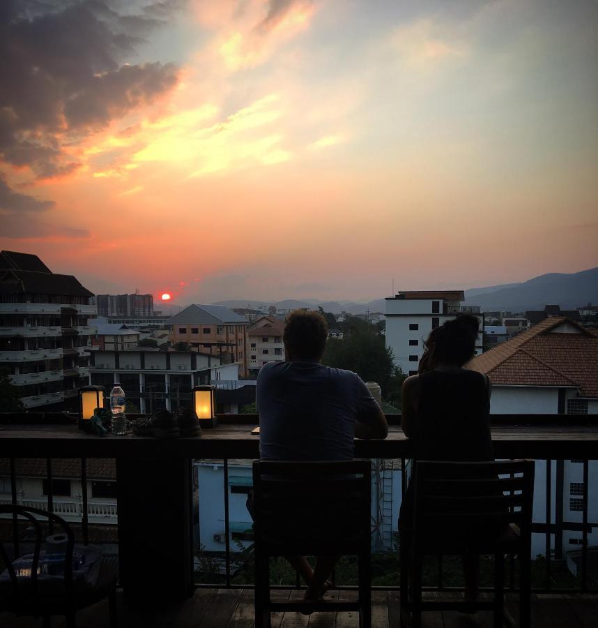 Yadana Chiangmai Hotel Chiang Mai Bagian luar foto